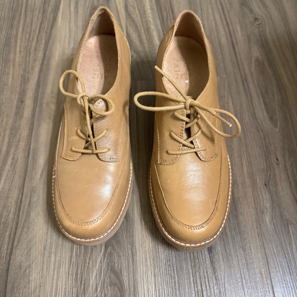 Naturalizer Darry Lace Up Oxford Loafer - Picture 3 of 13